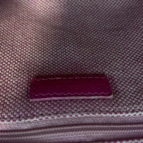 Vintage Dooney Bourke  North South bright pink logo bucket bag leather trim EUC - Picture 13 of 14
